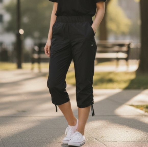 Apana Lightweight Ruched Corded Drawstring Hem Cropped Pants Black Women's M - Picture 2 of 13